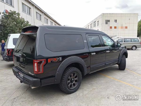 在suv的领域里,福特"勇猛者" f150原装商务车3.