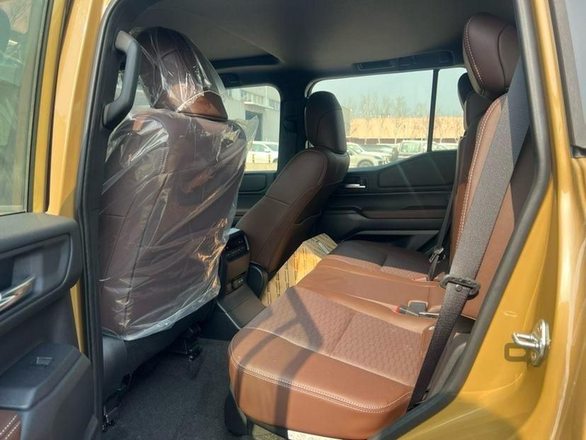 大满配26款丰田霸道2800参数性能介绍