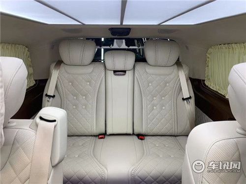 19款奔驰迈巴赫VS680高顶七座无隔断旅居商务车明星老板首选