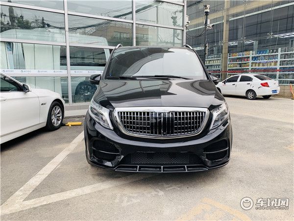 奔驰迈巴赫星空款内饰正式发售了