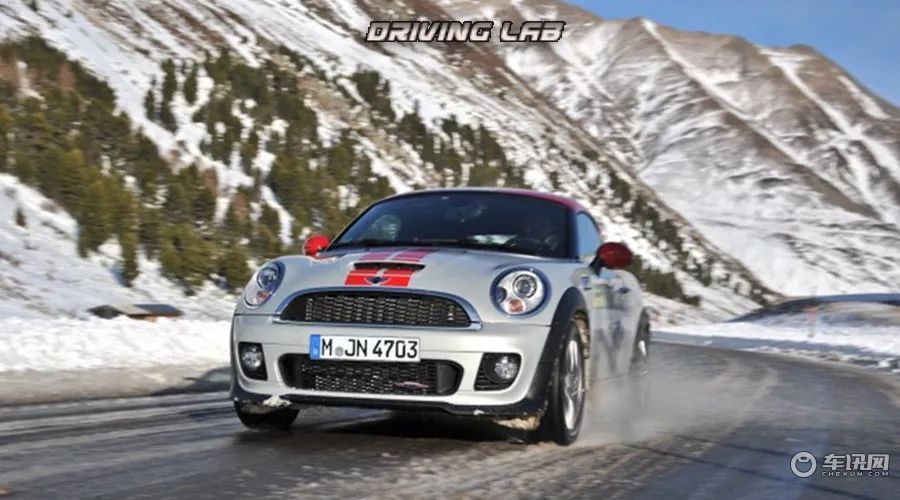 car_1_1_21ac3d76dedc49b1afca2c06496b7787.jpg