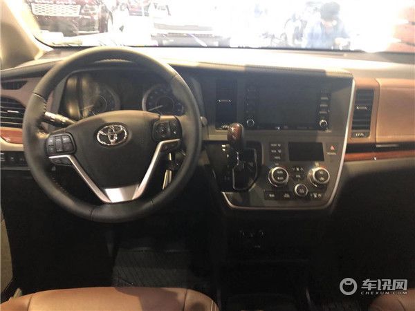 20款丰田塞纳LTD四驱加版配置价格   尊贵商务二胎神车