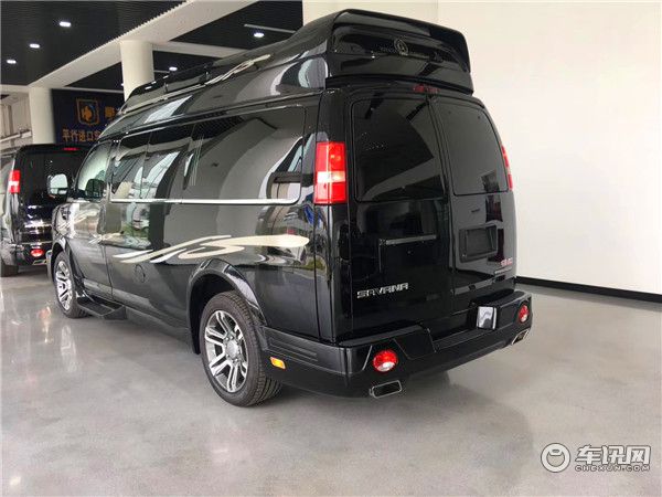 GMC商务之星最新奢华保姆车！ 总裁级别最豪！阿尔法是小弟！