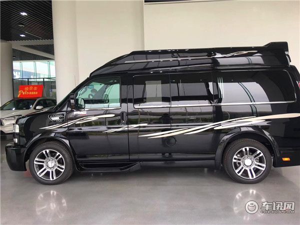 GMC商务之星最新奢华保姆车！ 总裁级别最豪！阿尔法是小弟！