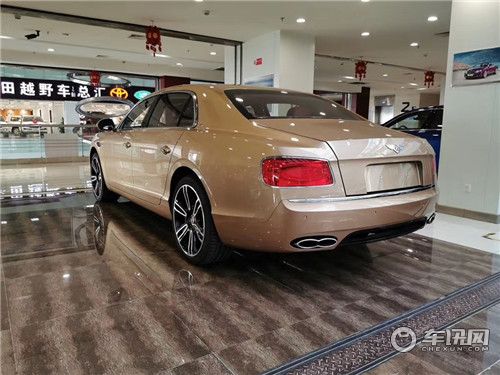 2018款宾利飞驰V8S 天津港现车价格诱人