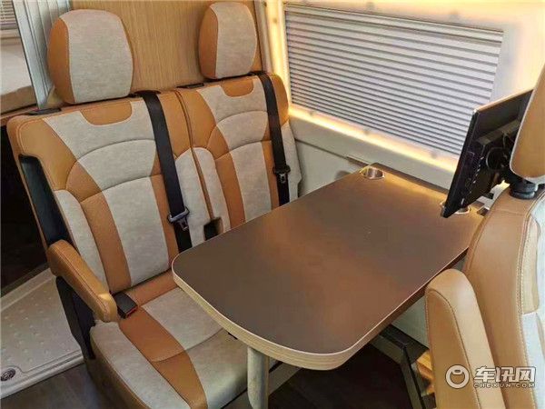 2020新款福特新全顺B型4座房车 操控极佳业界小钢炮