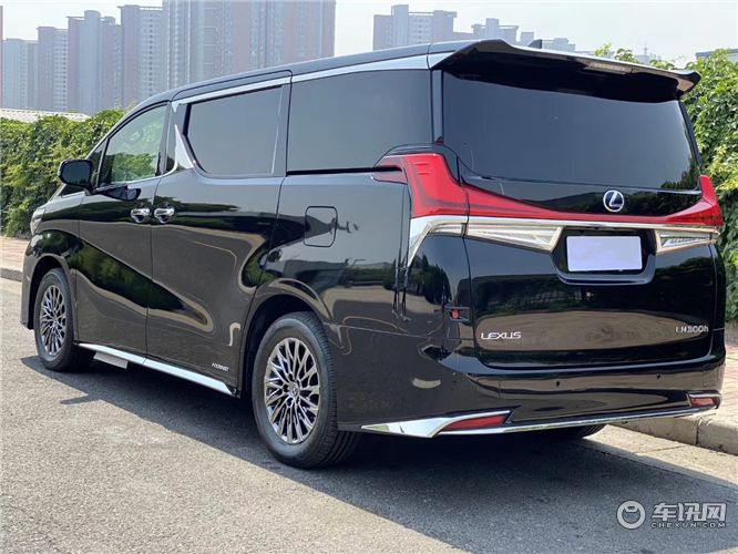 雷克萨斯LM300h报价 LM300四座七座天津现车6月大酬宾