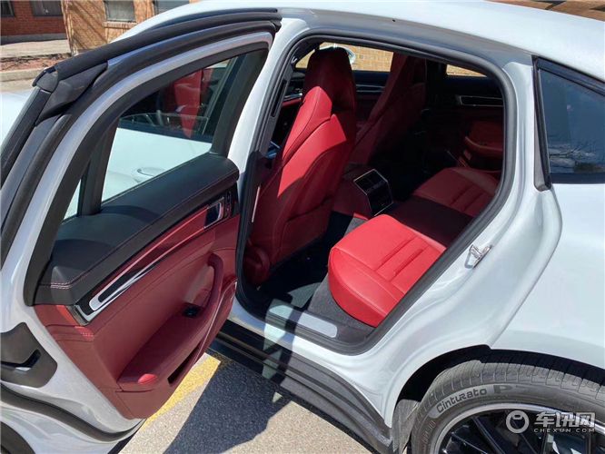 20款保时捷Panamera4s行政加长平行进口最新报价帕拉梅拉