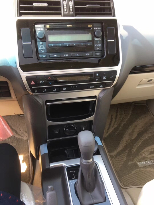 霸道2700 20款 TX 铁轮 外挂 天窗 丐版 降价大促销中