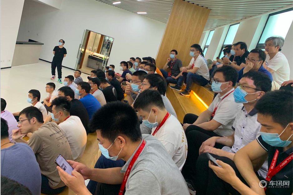 赛麟欠薪一个月,管理层集体辞职 400名员工被迫自救?