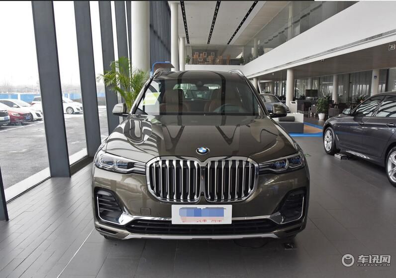 2020款宝马X7有着较强的科技感 豪华SUV