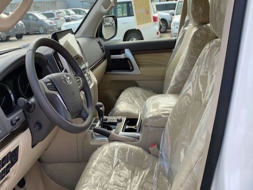 2020款兰德酷路泽4600V8顶配GT版天津港现车价格