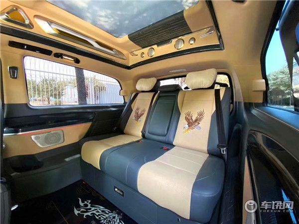 奔驰V260L定制迈巴赫高顶七座商务车 大展宏图气宇轩昂