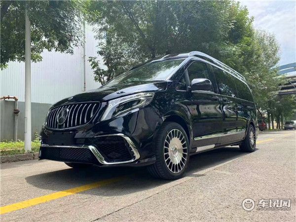 奔驰V260L定制迈巴赫高顶七座商务车 大展宏图气宇轩昂