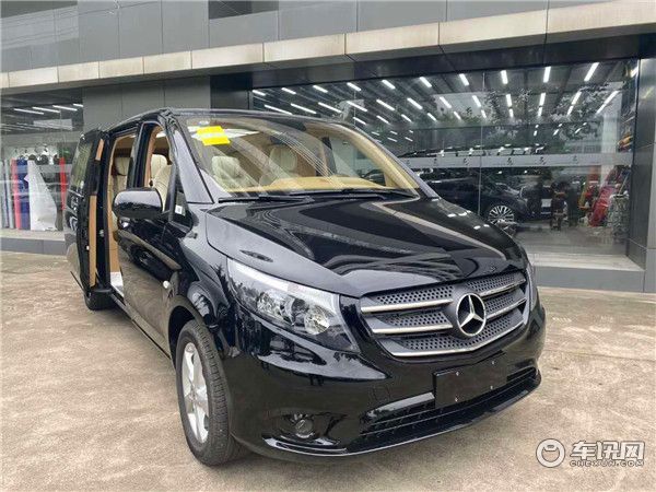奔驰威霆七座商务车 迈巴赫订制款投入就那么一点奔驰更快人一步