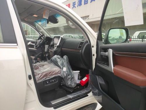 2021款兰德酷路泽4000V6GXR八气囊底挂天津港现车最低报价