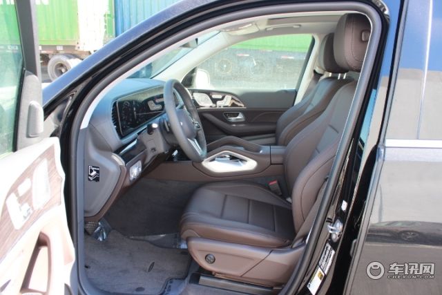 20款加版奔驰GLS450豪华感体现的淋漓尽致