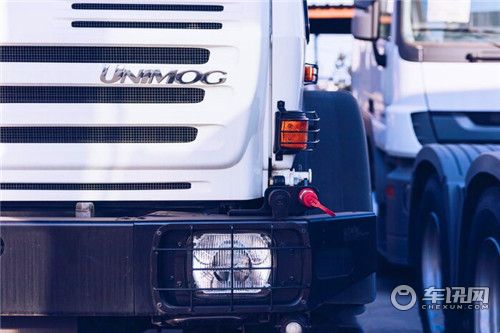 乌尼莫克平行进口U5000稀有车源顶端越野房车非诚勿扰