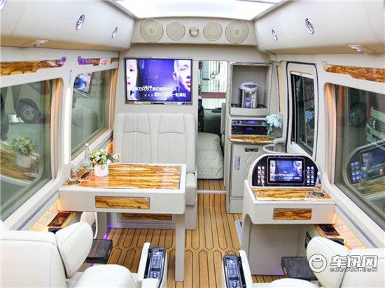 丰田考斯特豪华车型价格 考斯特行政版报价临汾店