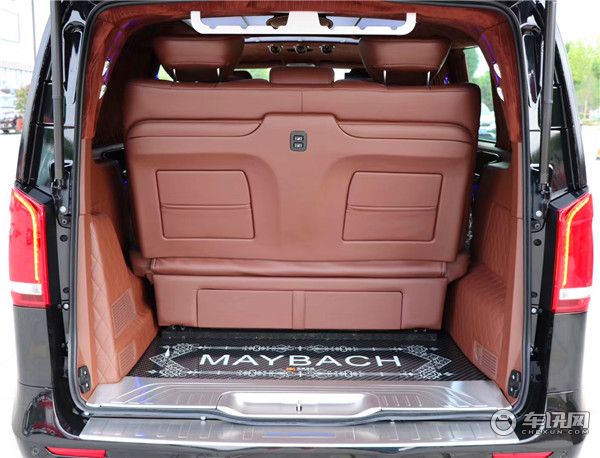 全新奔驰威霆商务车 改装迈巴赫版7座商务车