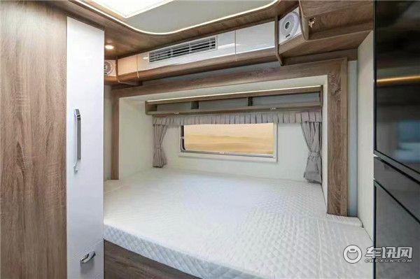 依维柯C型房车金冠格林卡诺 双拓展房车超大空间带您游玩世界