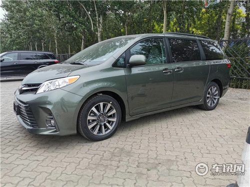 港口最后一批国五版丰田塞纳商务车 七座全面配置详解多少钱落地