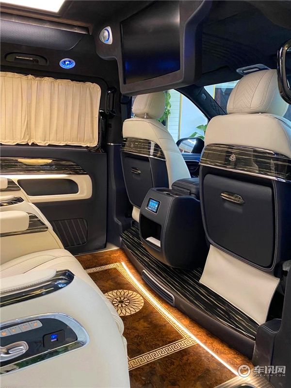 2020奔驰威霆7座商务车 豪华奢侈改装升级迈巴赫版