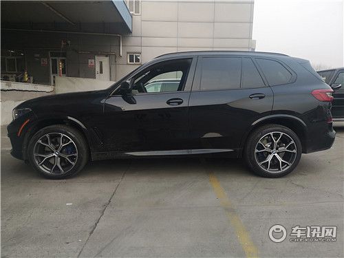 car_1_1_f1545ce272be485d8b9ef5227722555a.jpg