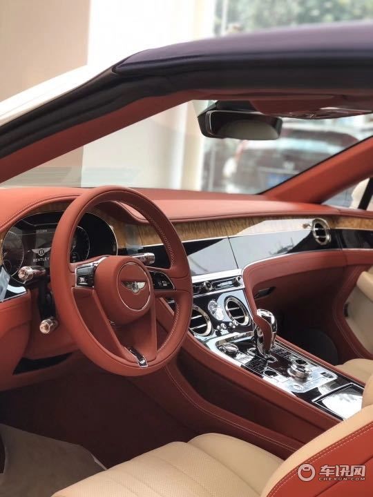 20款欧陆GT系列豪华配置 奢华现车颜色靓丽