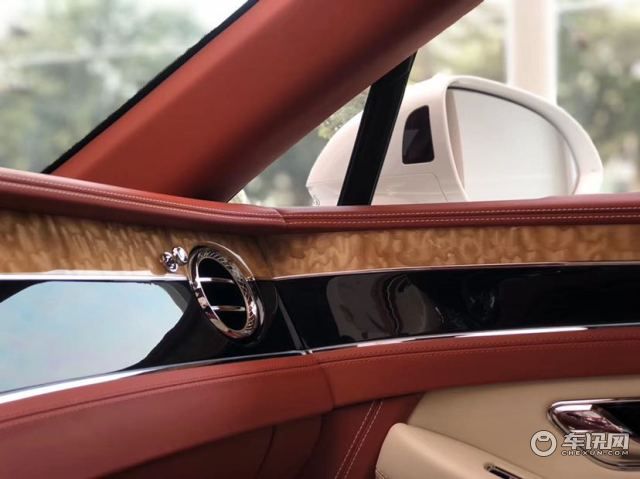 20款欧陆GT系列豪华配置 奢华现车颜色靓丽