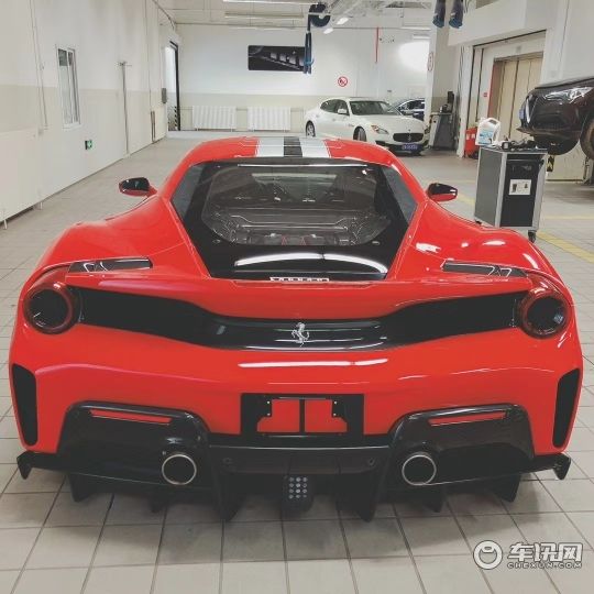 法拉利488车型报价 现车内饰豪华运动兼具