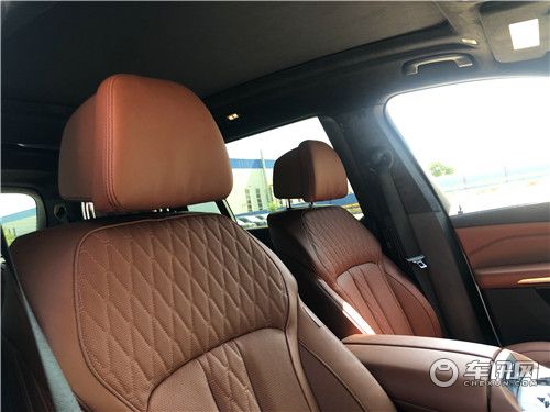 2020款宝马X7平行进口加版干邑色22轮卓越豪华美利奴真皮国六版