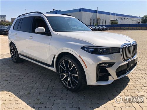2020款宝马X7平行进口加版干邑色22轮卓越豪华美利奴真皮国六版