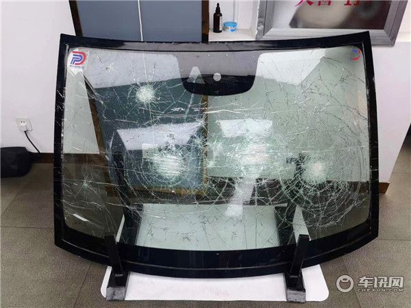 全新2020款铠版奔驰V260L七座奢华商务车 全新改装黑武士防爆款