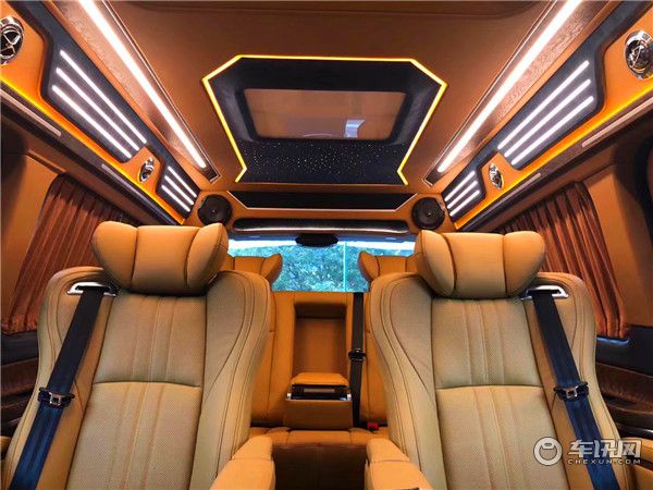 全新2020款铠版奔驰V260L七座奢华商务车 全新改装黑武士防爆款