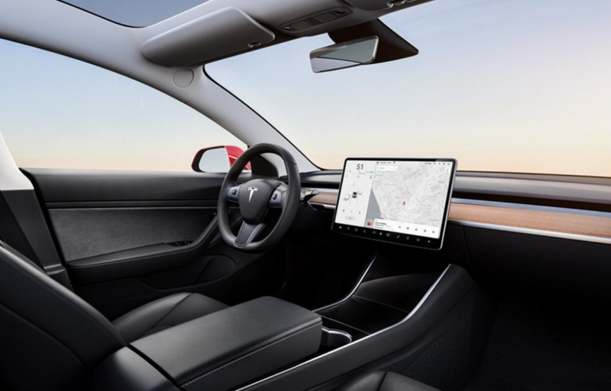 特斯拉Model 3越卖越便宜，国产新能源车却越来越贵？