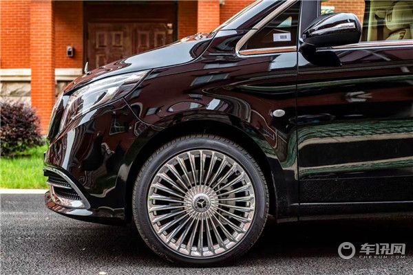 2020款奔驰威霆巴宝莉定制款 豪华商务定制