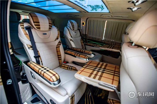 2020款奔驰威霆巴宝莉定制款 豪华商务定制