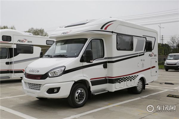 2020款依维柯小额头T型房车 瑞弗T800用旅行拓展人生