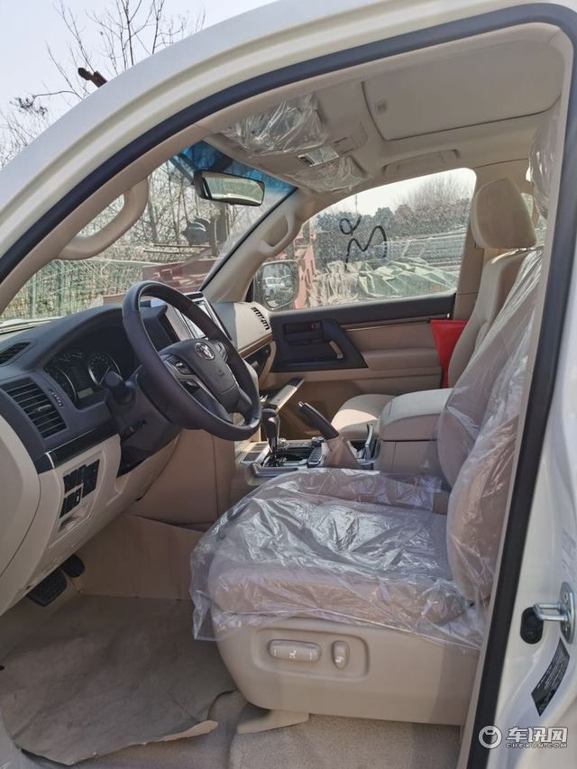 20款丰田酷路泽4000EXR 越野性能一流