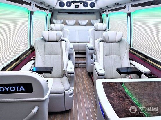 本溪丰田考斯特4S店本溪丰田考斯特10/11/12/15/16/17座现车