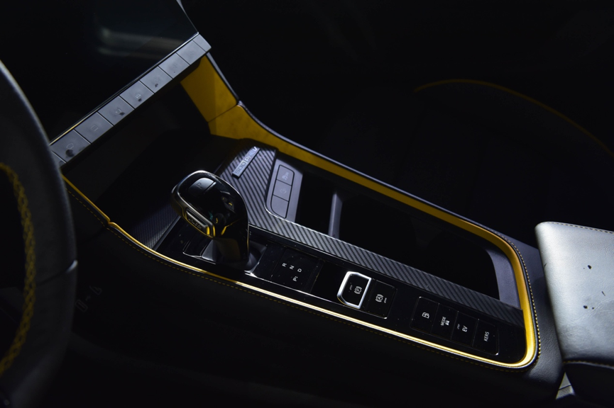 运动环保兼具，起价13.98万元，第三代名爵6 PHEV上市抢先实拍