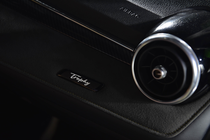 运动环保兼具，起价13.98万元，第三代名爵6 PHEV上市抢先实拍