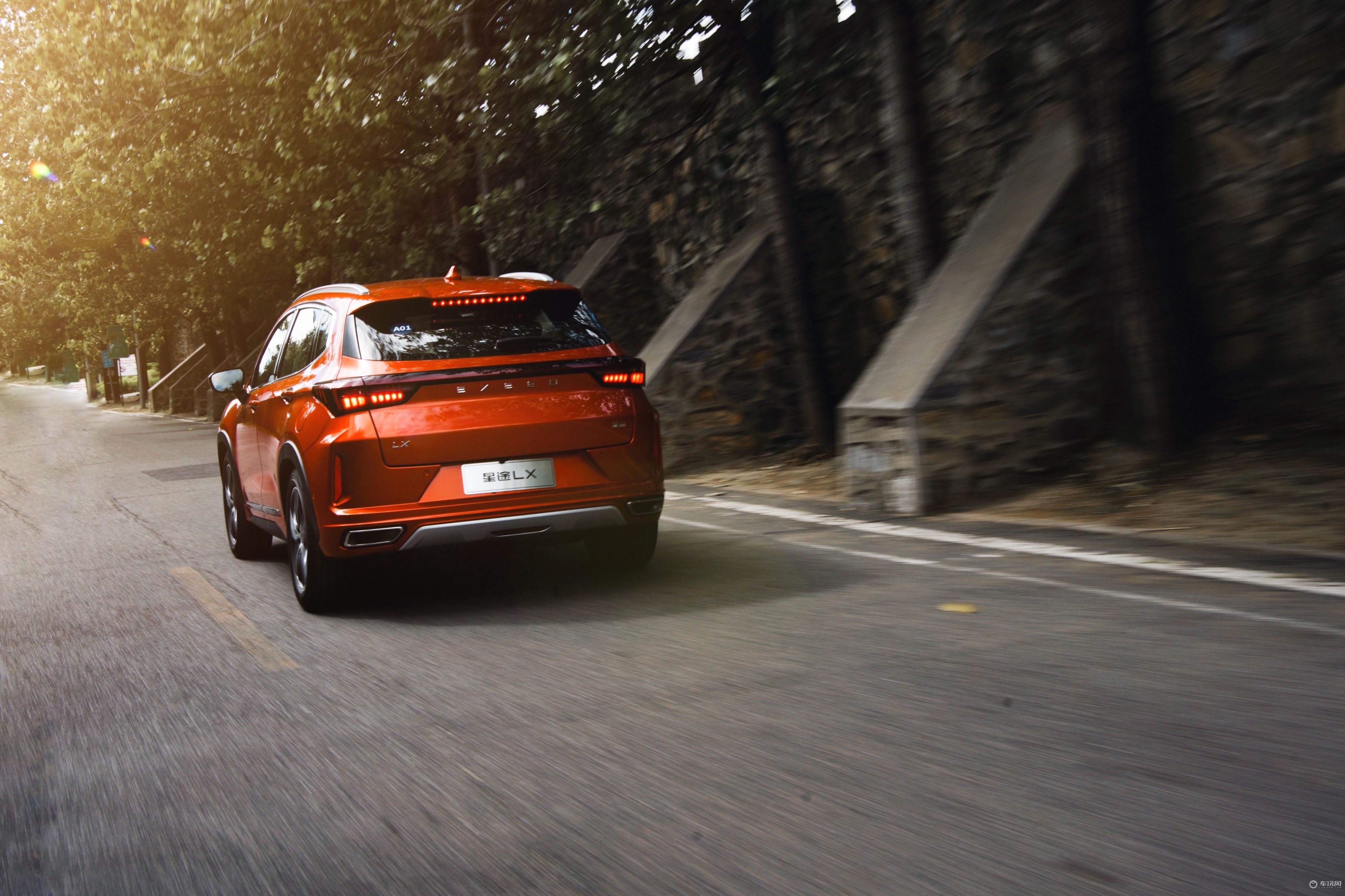 入门即是超大杯，星途LX