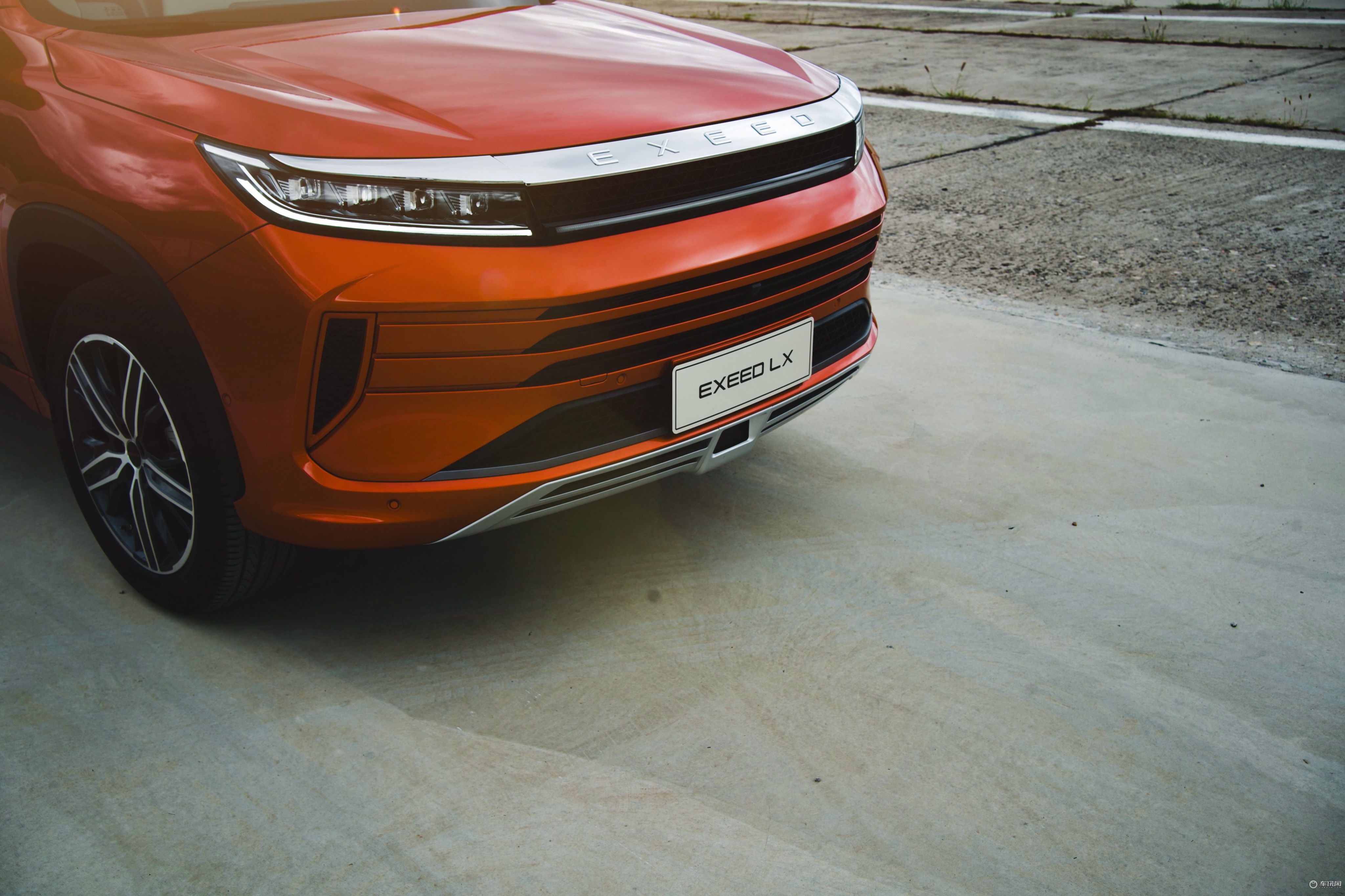 入门即是超大杯，星途LX