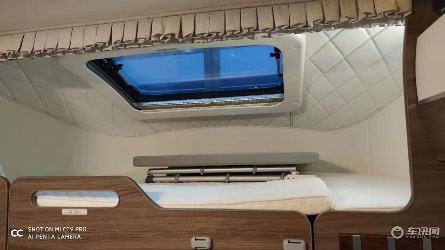 金冠房车全新车型——格林卡诺329E款房车，新车在店