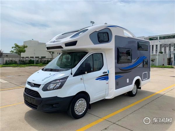 2020款旌航V362福特新全顺C型房车 精致生活从梦想开始