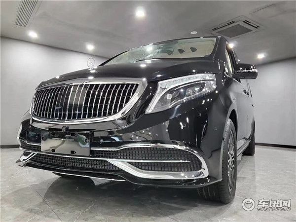 2020新款奔驰V260L平顶 改装VS900迈巴赫定制款