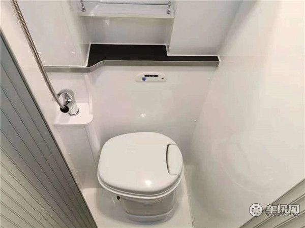 2020新款瑞弗启界R500B型房车 带你体验旅居生活