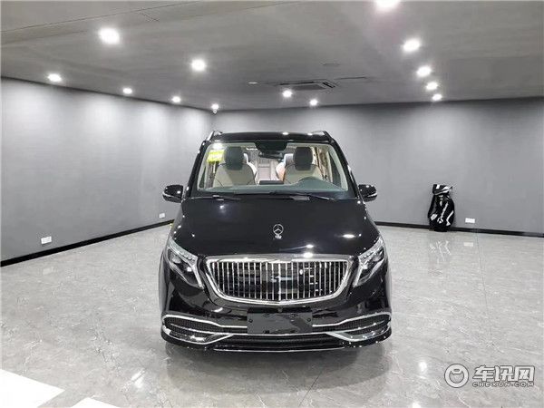 2020新款奔驰V260L平顶 改装VS900迈巴赫定制款